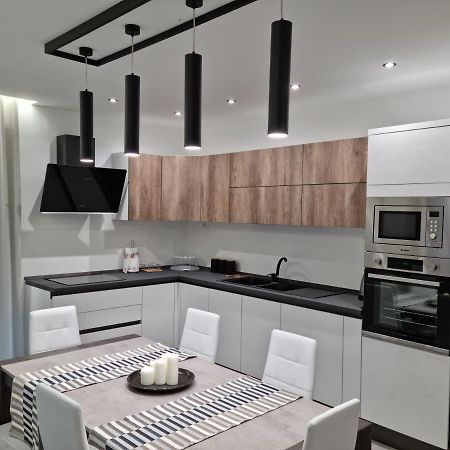Kd Apartment, Accogliente, Moderno E Spazioso. Castel Di Sangro Dış mekan fotoğraf